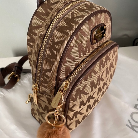 Michael Kors XS Abbey backpack - Picture 2 of 5